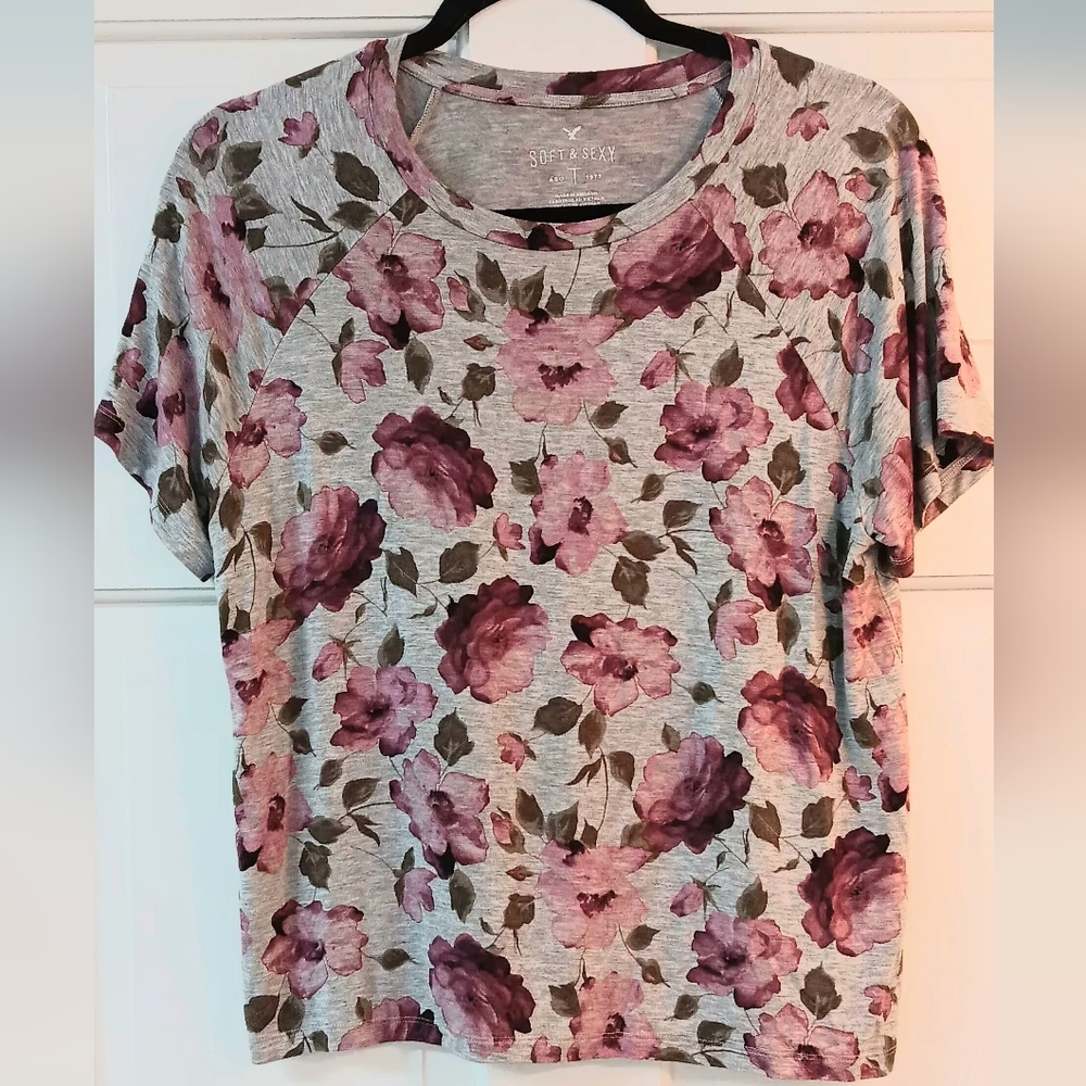Romantic Cottagecore French chic Rose Floral American Eagle Outfitters Top